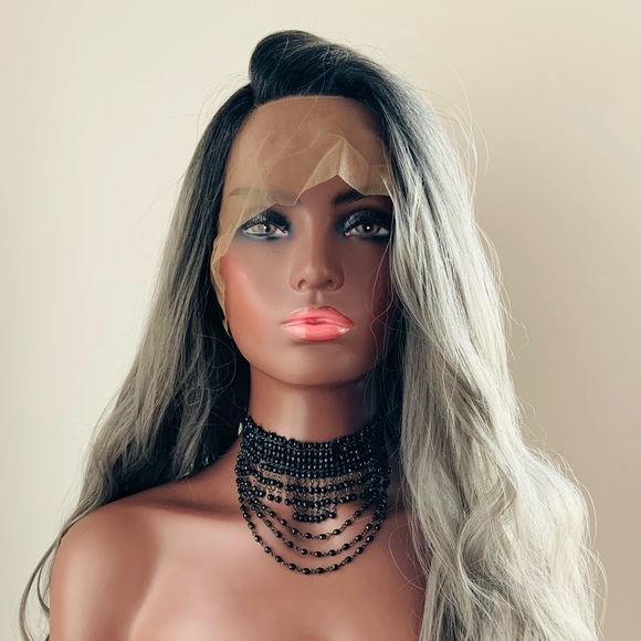 Long Ombre Grey Versatile 13x2.5 Lace Front Wig - Gorgeous! - Picture 6 of 16